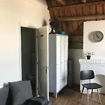 Penthouse Loft Harbour View, Free Parking Apartment