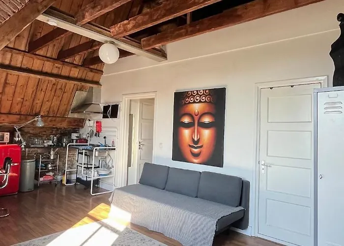 Penthouse Loft Harbour View, Free Parking Apartment *