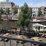 Penthouse Loft Harbour View, Free Parking * Hoevelaken