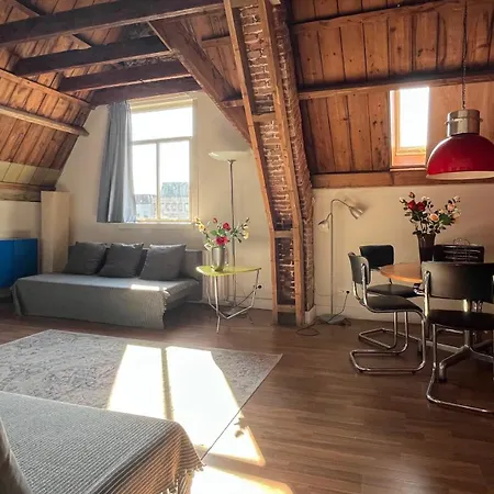 شقة Penthouse Loft Harbour View, Free Parking *