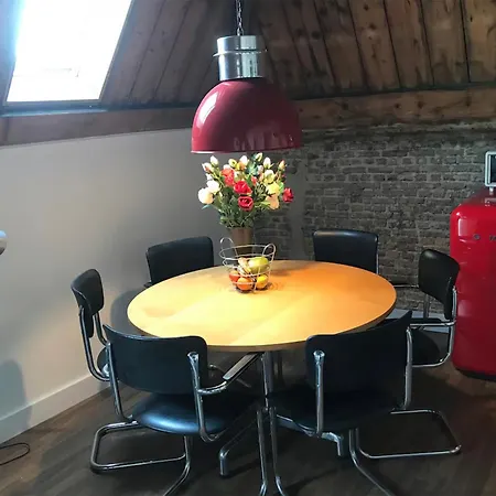 شقة Penthouse Loft Harbour View, Free Parking *